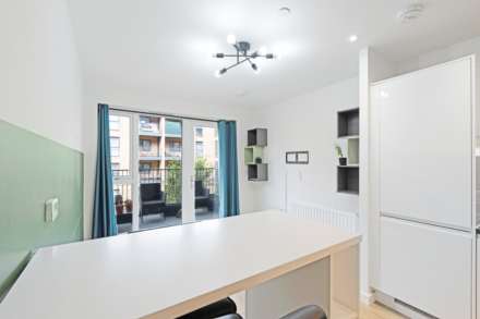 Kingston Road, New Malden, Image 9