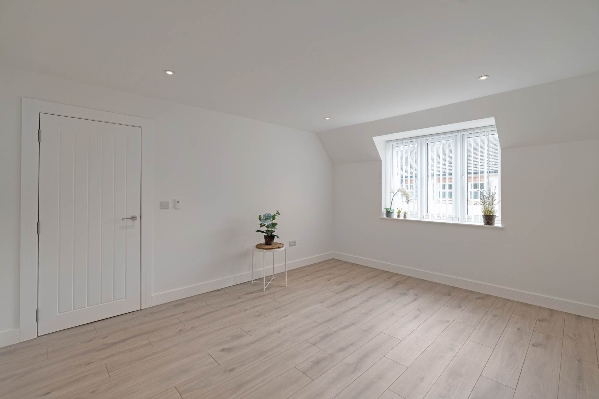 Ashley Road, Walton On Thames, KT12 1HL, Image 12
