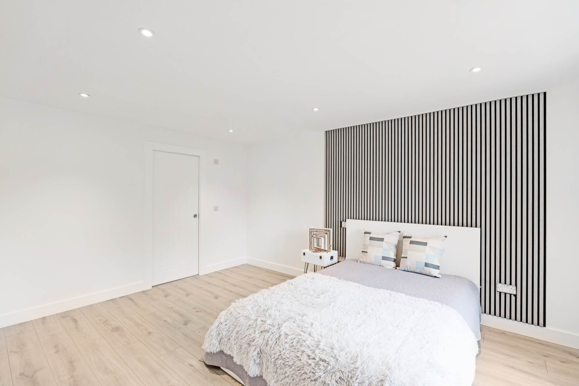 Ashley Road, Walton On Thames, KT12 1HL, Image 8