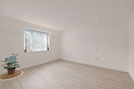Ashley Road, Walton On Thames, KT12 1HL, Image 11