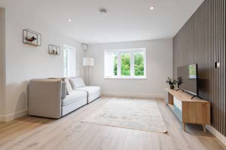 Ashley Road, Walton On Thames, KT12 1HL, Image 3
