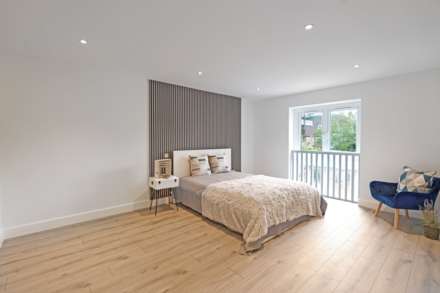 Ashley Road, Walton On Thames, KT12 1HL, Image 7