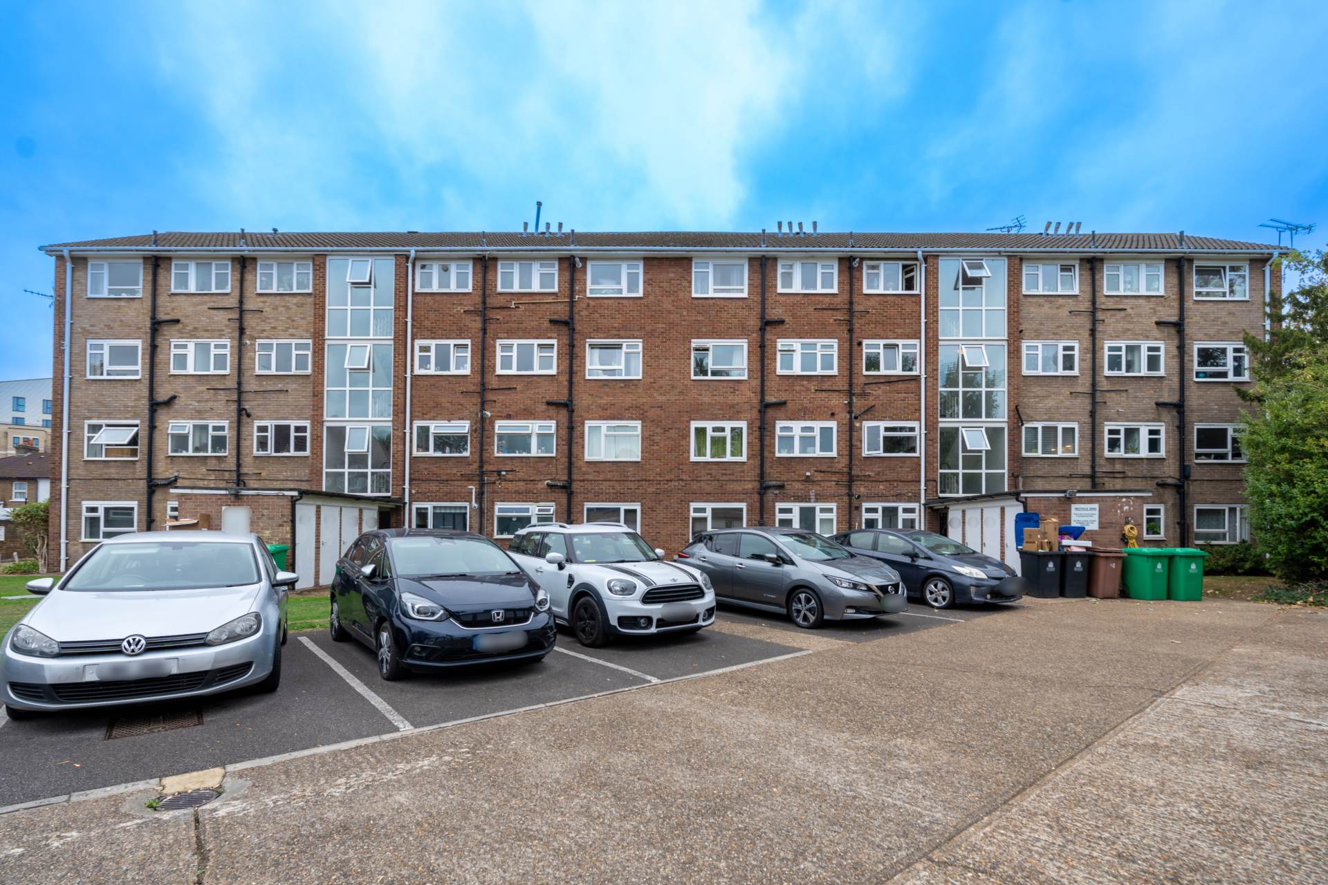 Cambridge Road, Kingston Upon Thames, Image 12