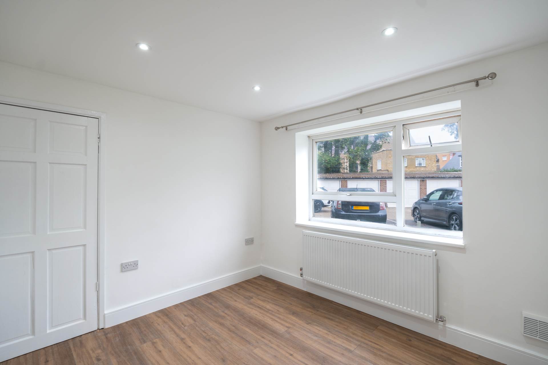 Cambridge Road, Kingston Upon Thames, Image 7