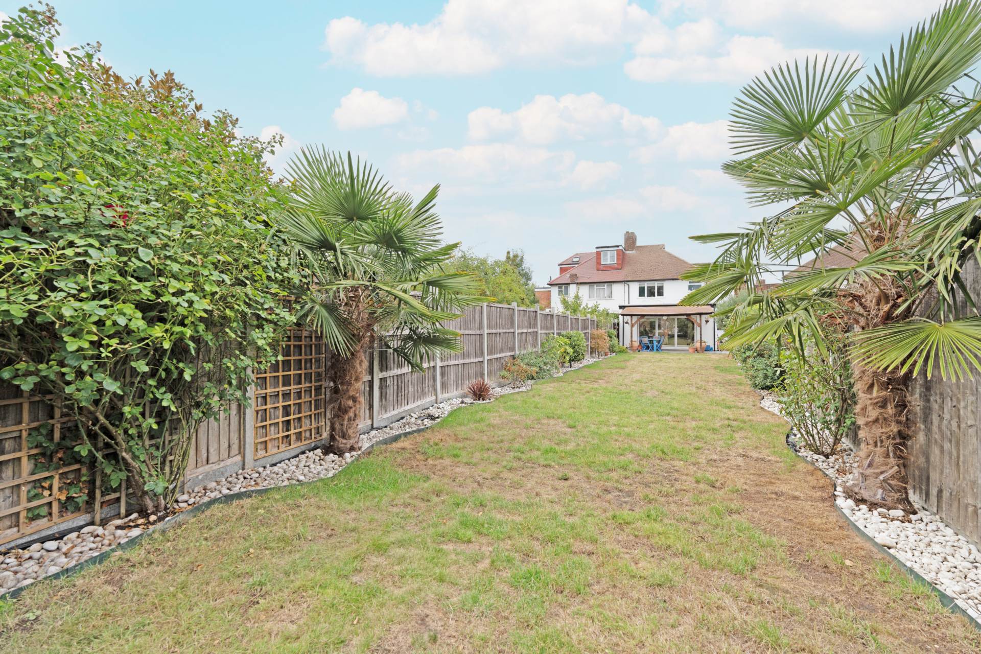 Ancaster Crescent, New Malden, Image 25