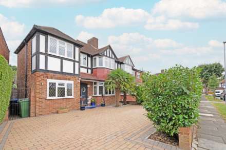 Ancaster Crescent, New Malden