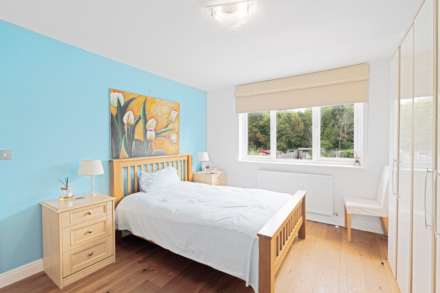 Ancaster Crescent, New Malden, Image 15
