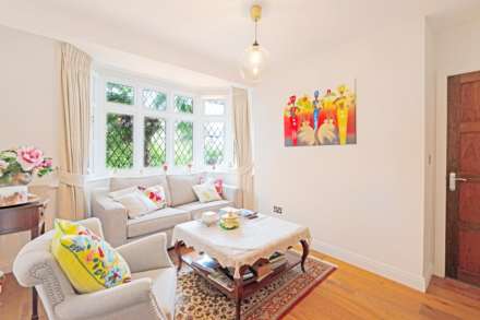 Ancaster Crescent, New Malden, Image 5