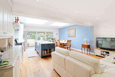 Ancaster Crescent, New Malden, Image 6