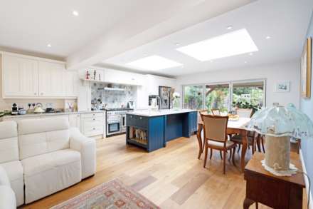 Ancaster Crescent, New Malden, Image 7