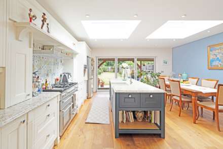 Ancaster Crescent, New Malden, Image 8