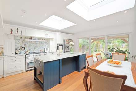 Ancaster Crescent, New Malden, Image 9