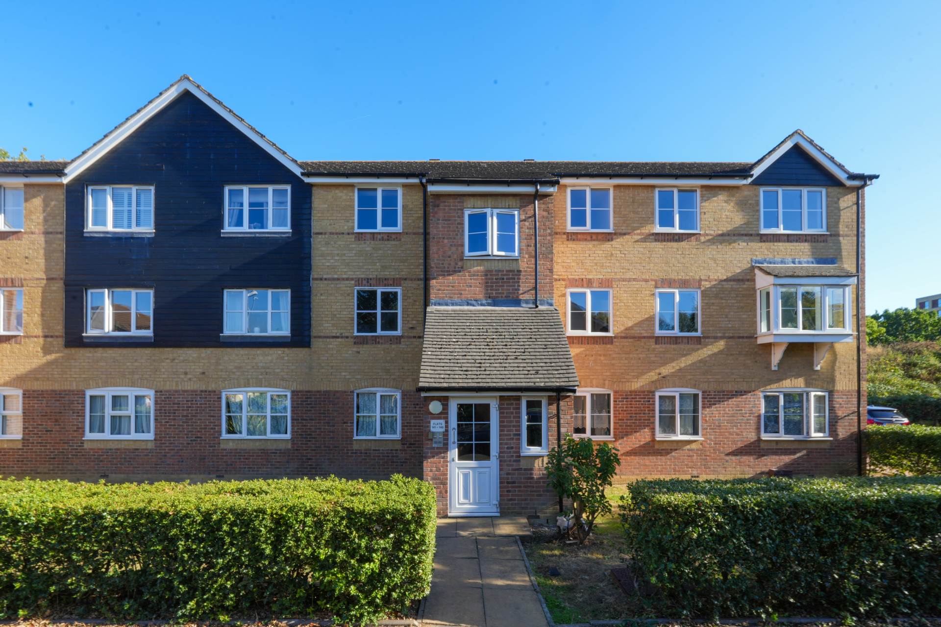 Donald Woods Gardens, Surbiton, Image 1