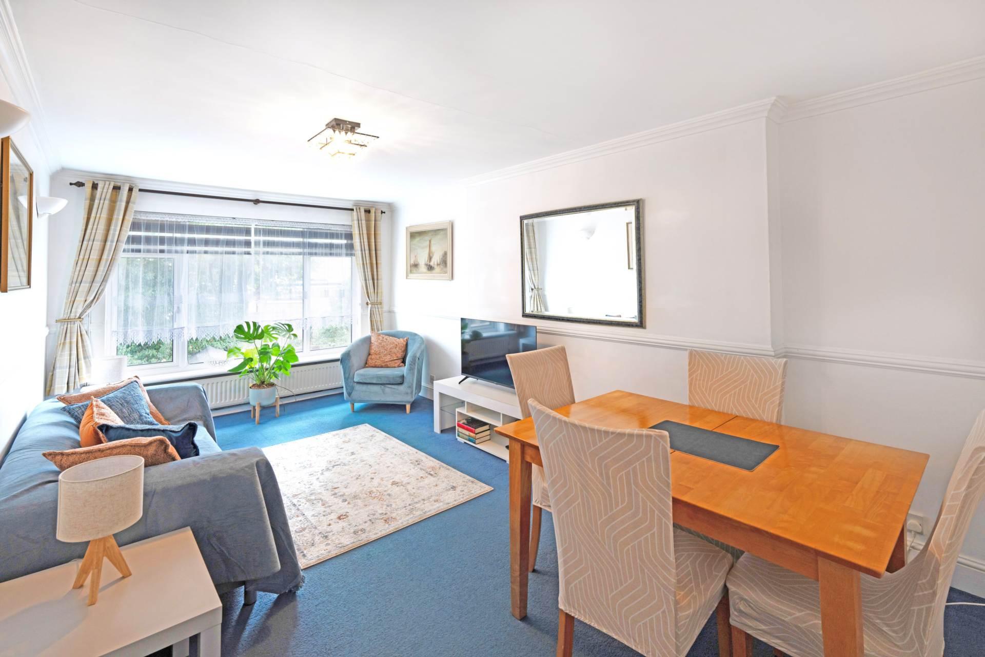 Sussex Close, New Malden, Image 2
