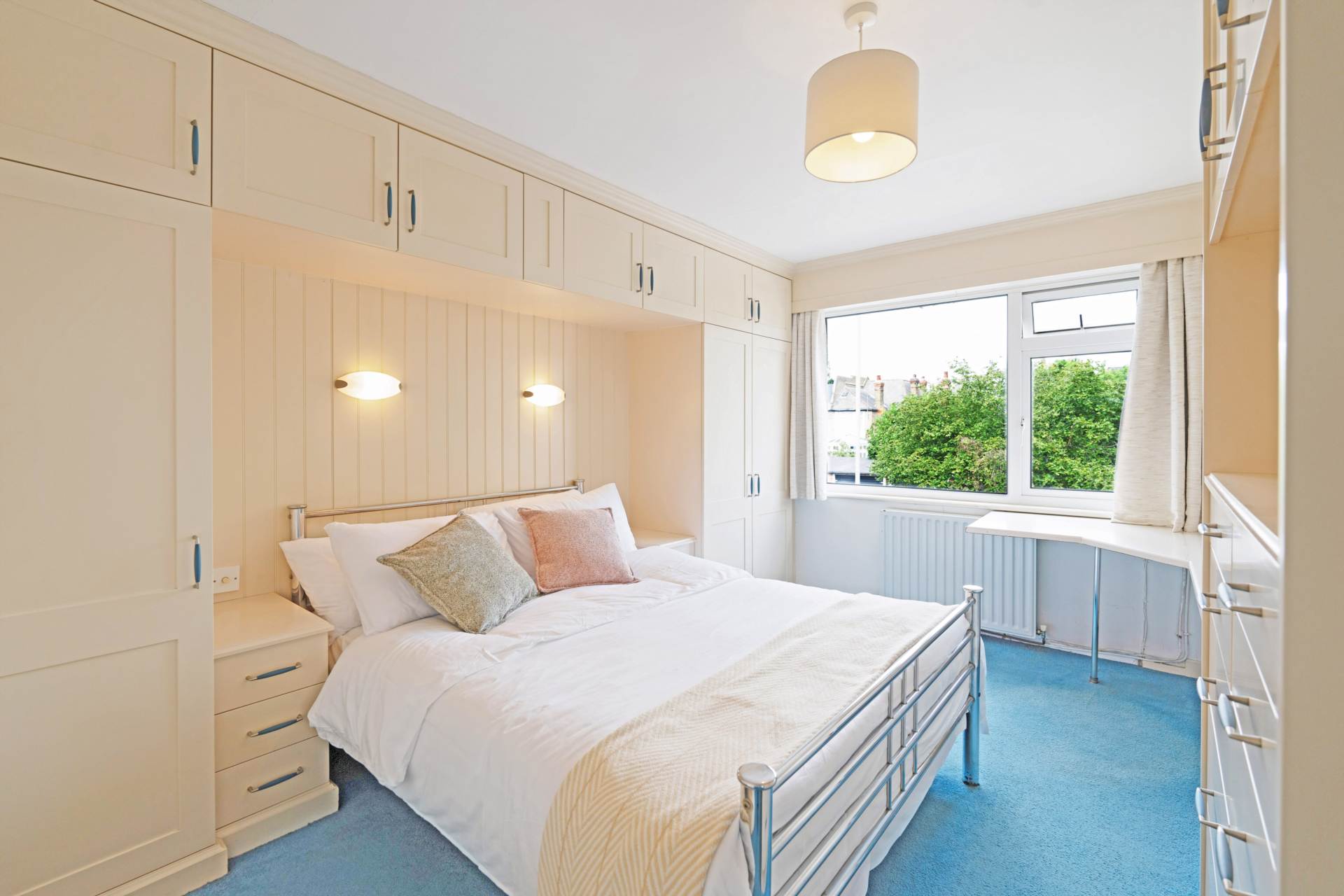 Sussex Close, New Malden, Image 5