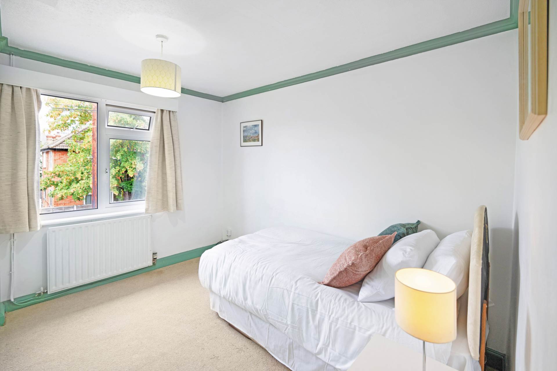 Sussex Close, New Malden, Image 7