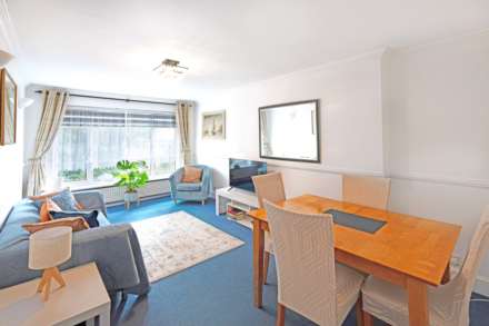 Sussex Close, New Malden, Image 2