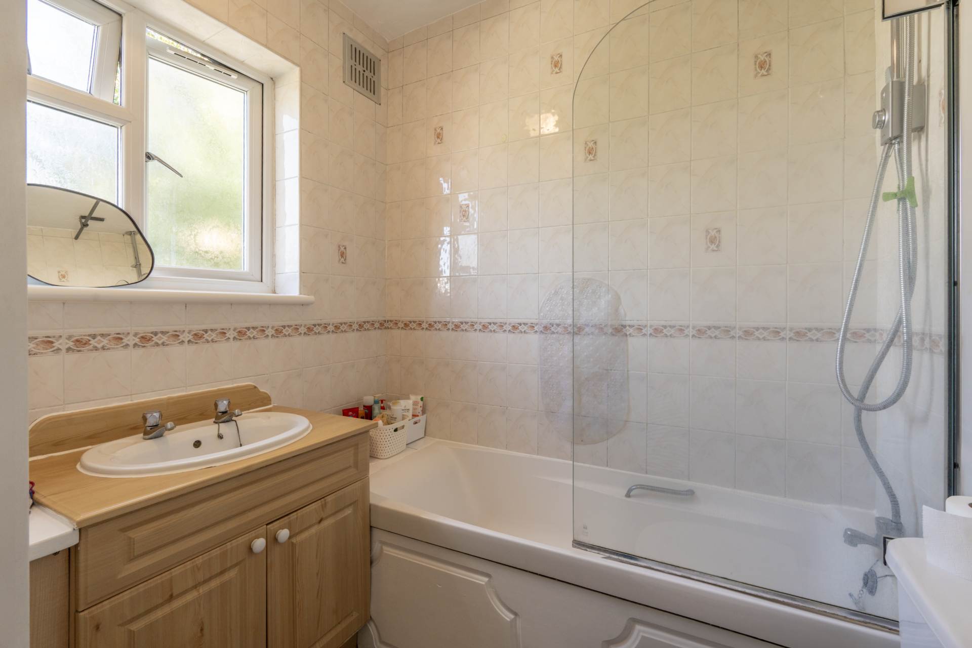 Thornhill Road, Surbiton, Image 12