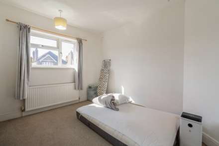 Thornhill Road, Surbiton, Image 9