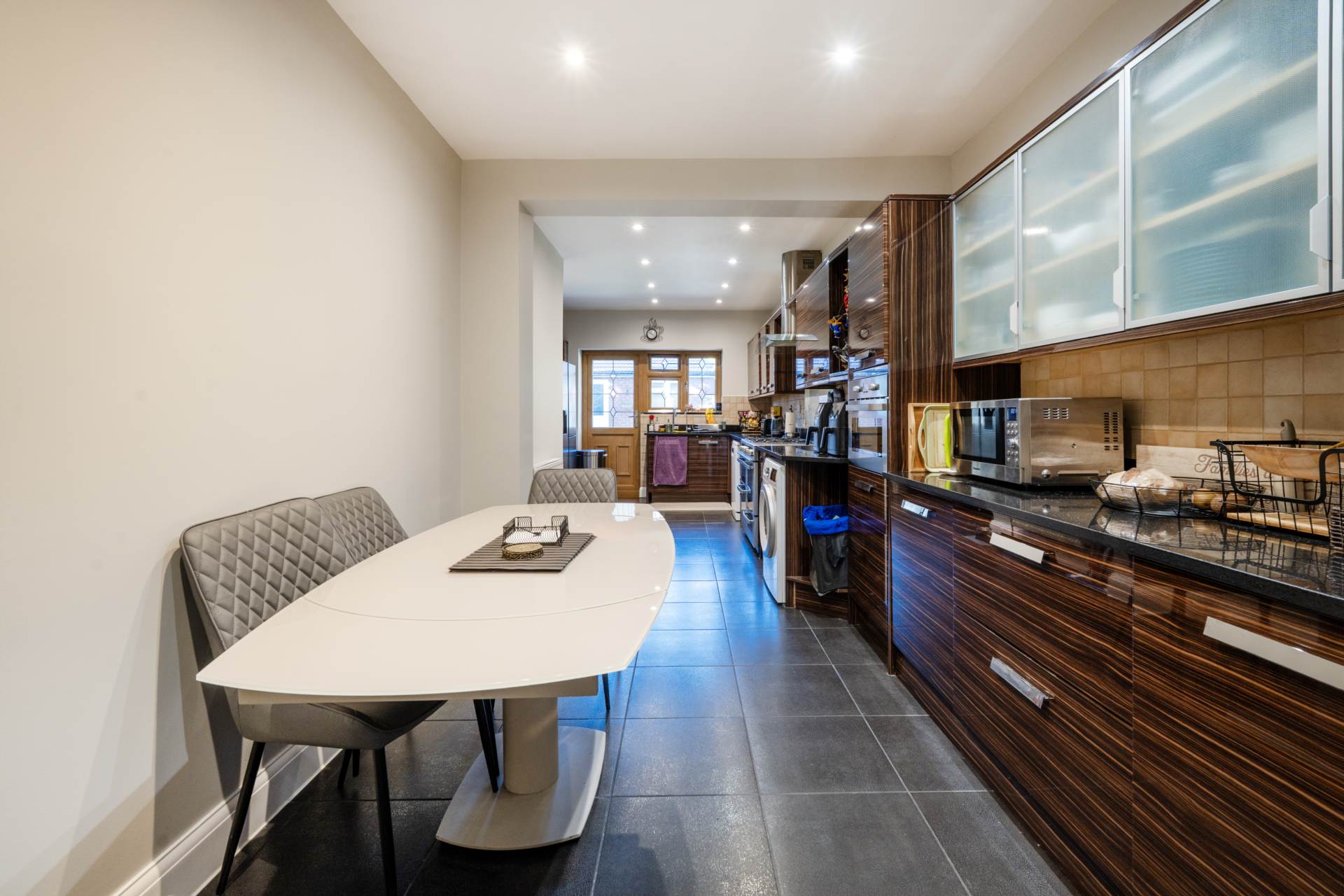Howard Road, New Malden, Image 10