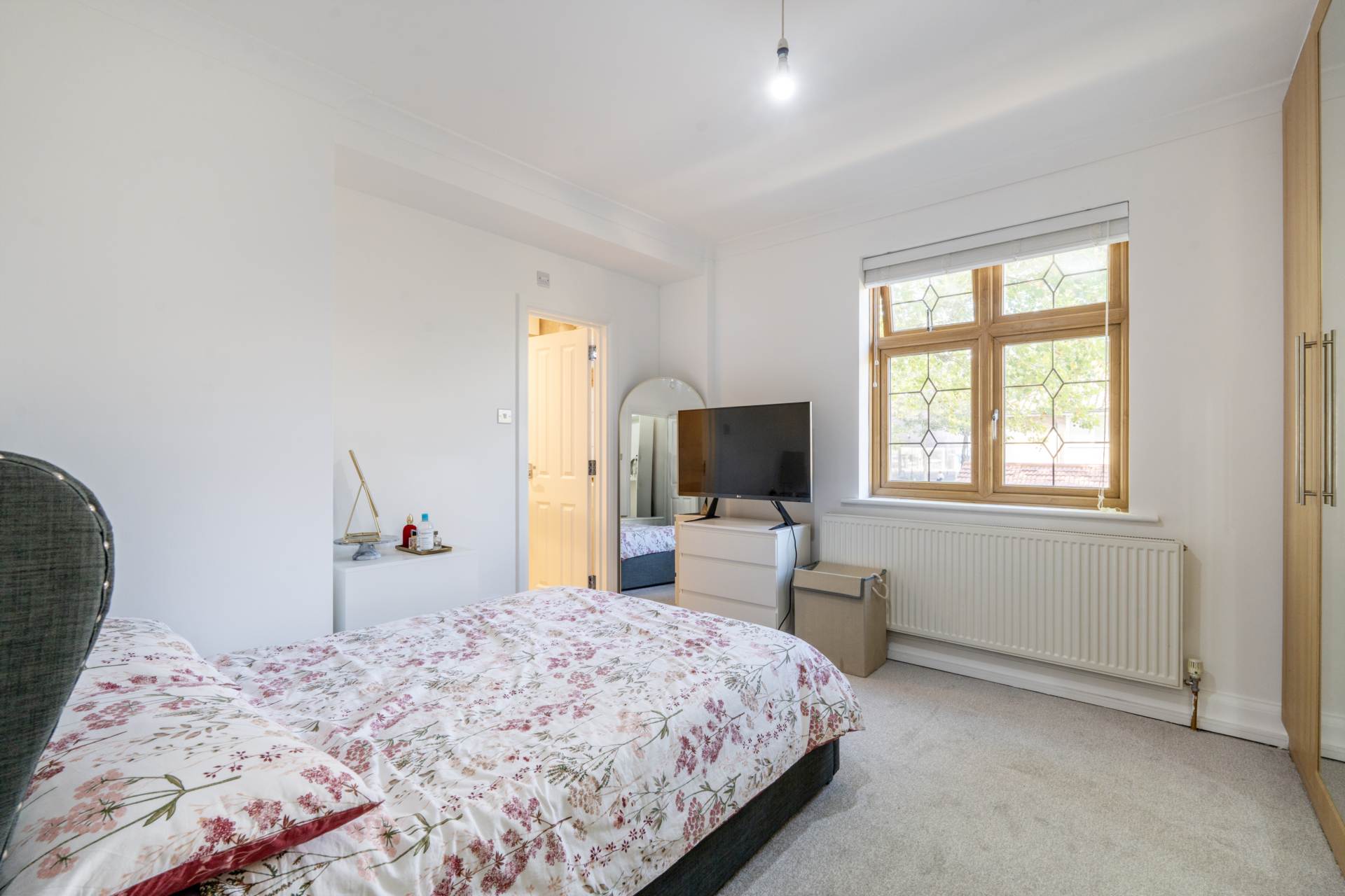 Howard Road, New Malden, Image 17