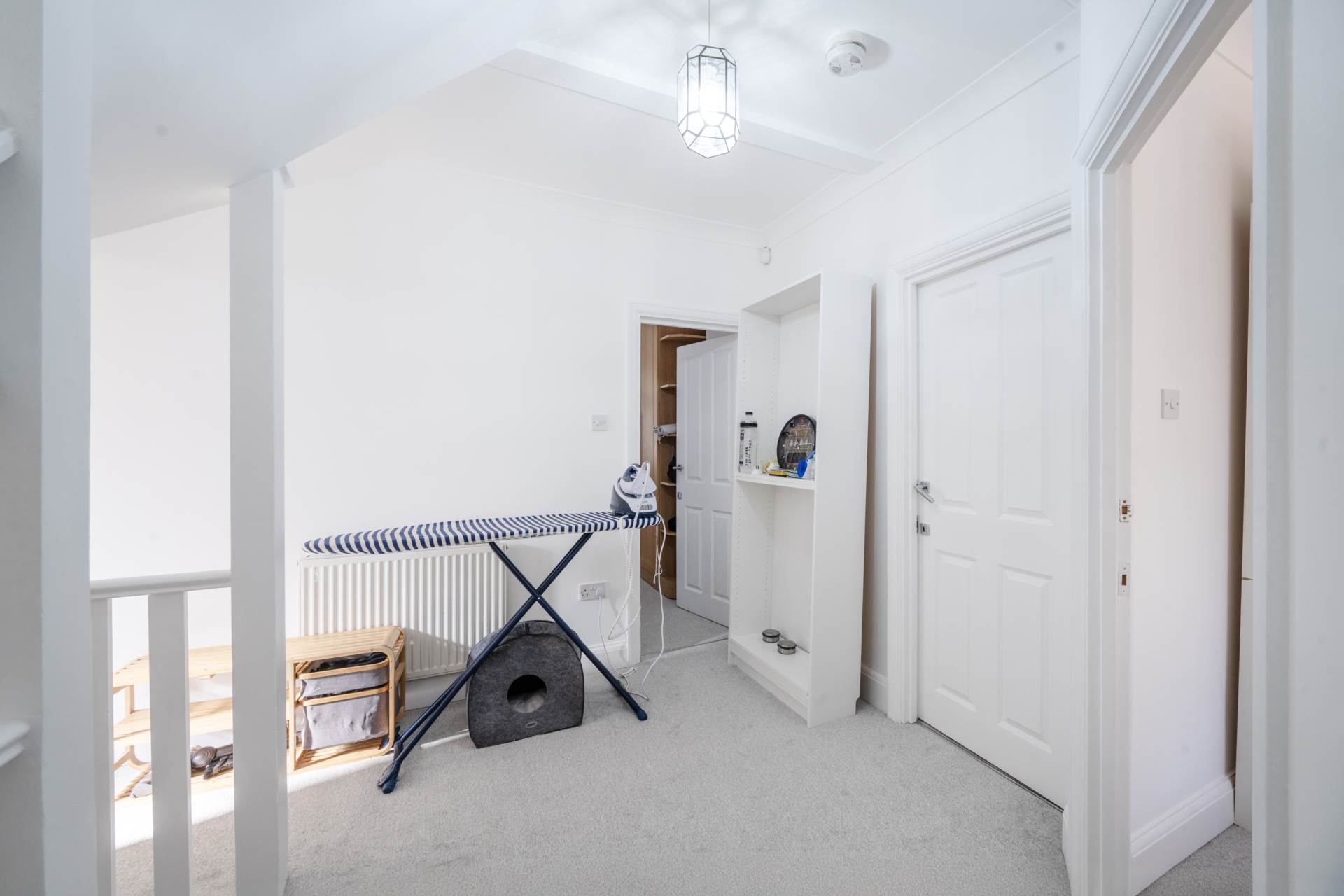 Howard Road, New Malden, Image 29
