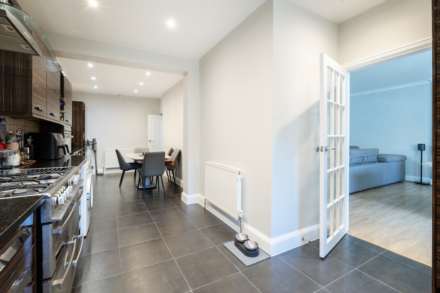 Howard Road, New Malden, Image 11