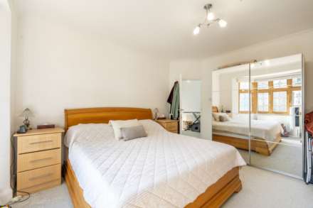 Howard Road, New Malden, Image 15