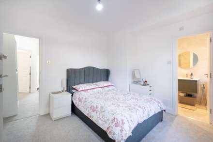 Howard Road, New Malden, Image 16