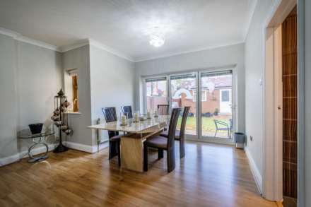 Howard Road, New Malden, Image 6