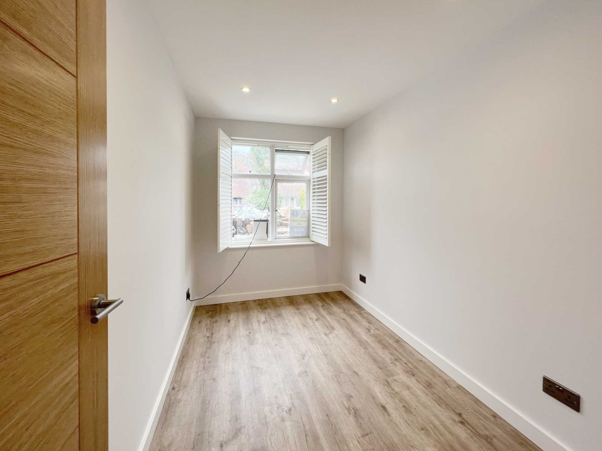 Montem Road, New Malden, Image 20