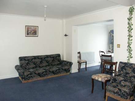West Barnes Lane, New Malden, Image 2
