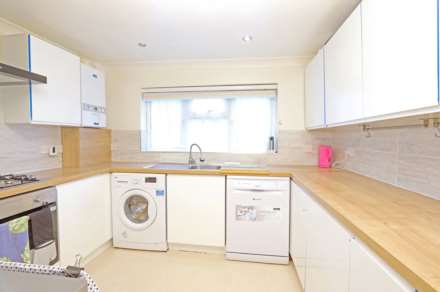 Acacia Grove, New Malden, Image 7