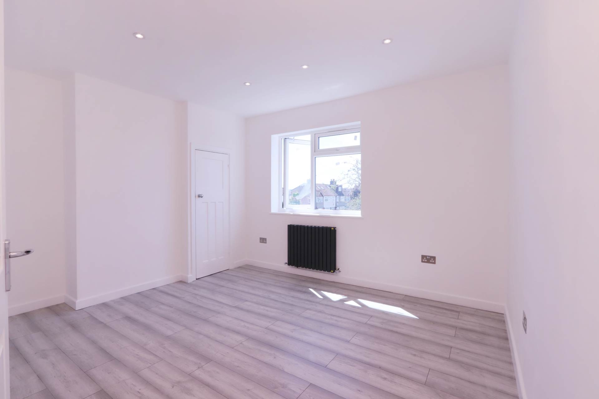 Amberwood Rise, New Malden, Image 13