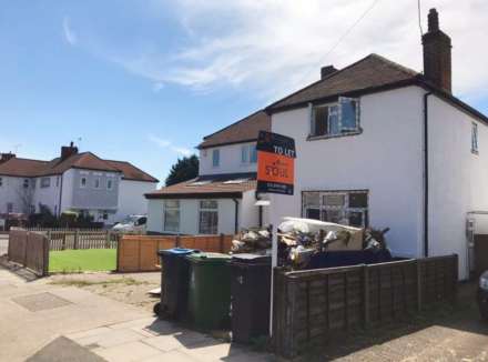 Property For Rent Amberwood Rise, New Malden