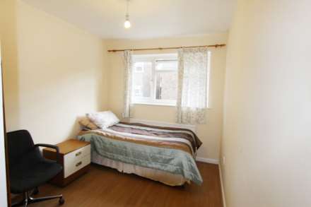 Gloucester Road, Kingston Upon Thames, Image 11
