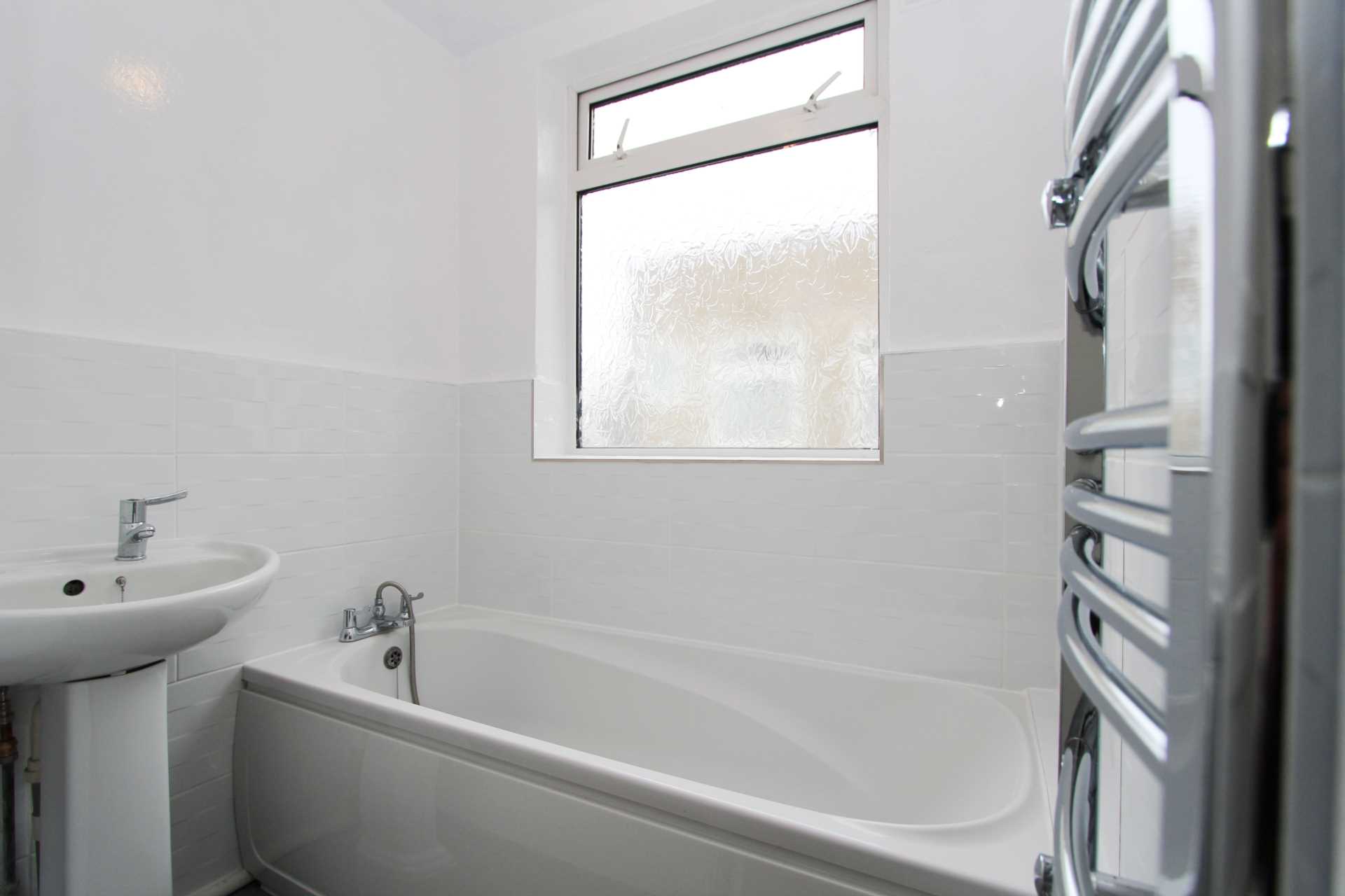 Manor Drive North, New Malden, Image 12