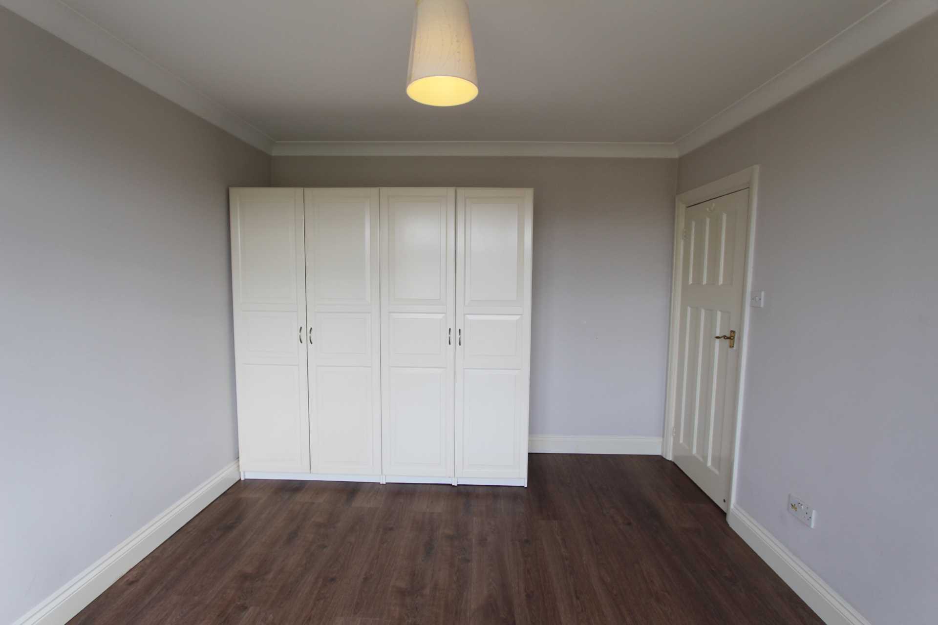 The Mount, New Malden, Image 12