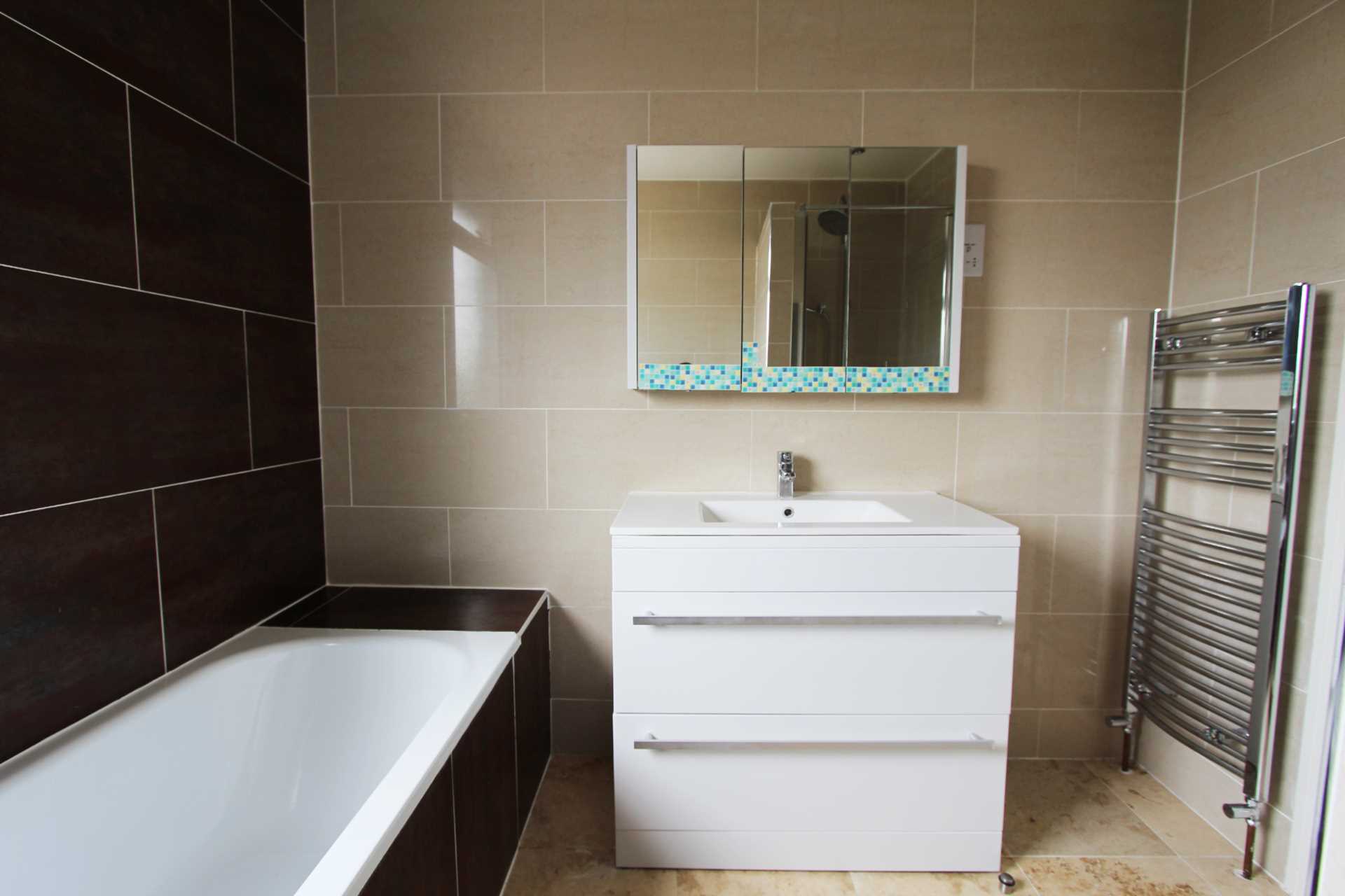 The Mount, New Malden, Image 14