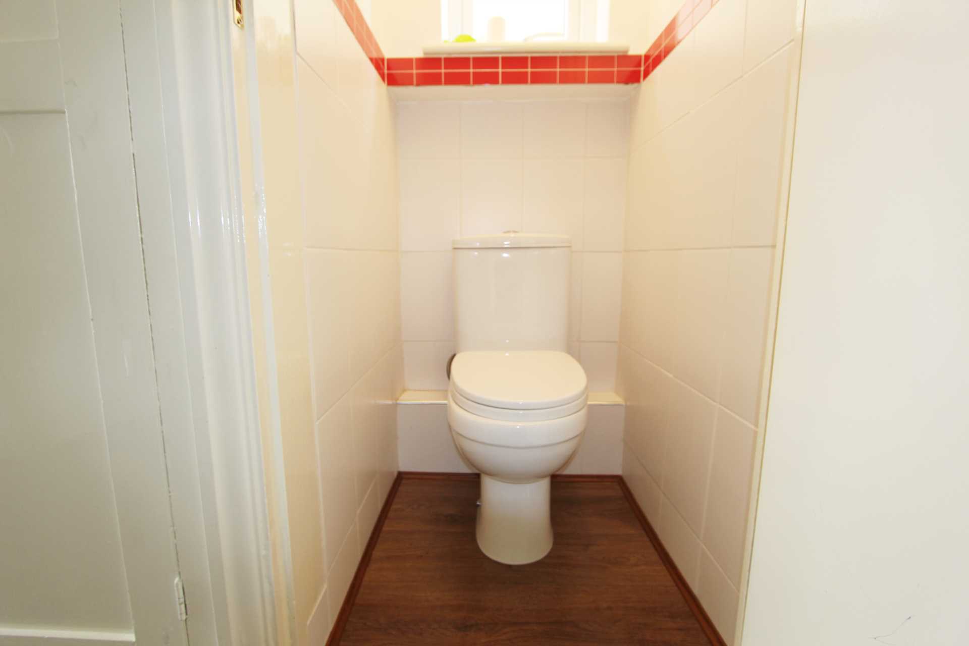 The Mount, New Malden, Image 19