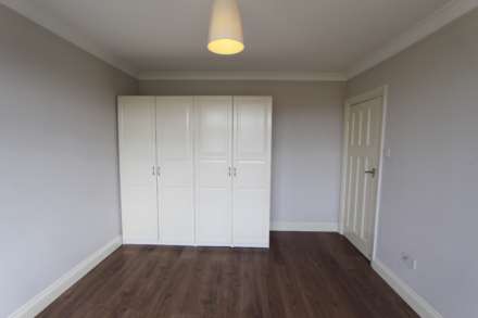 The Mount, New Malden, Image 12