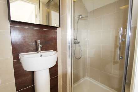 The Mount, New Malden, Image 17