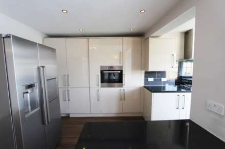 The Mount, New Malden, Image 2