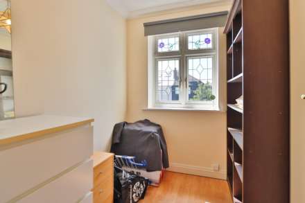 Cromwell Ave, New Malden, Image 10