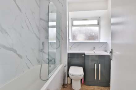 Rodney Close, New Malden, Image 3