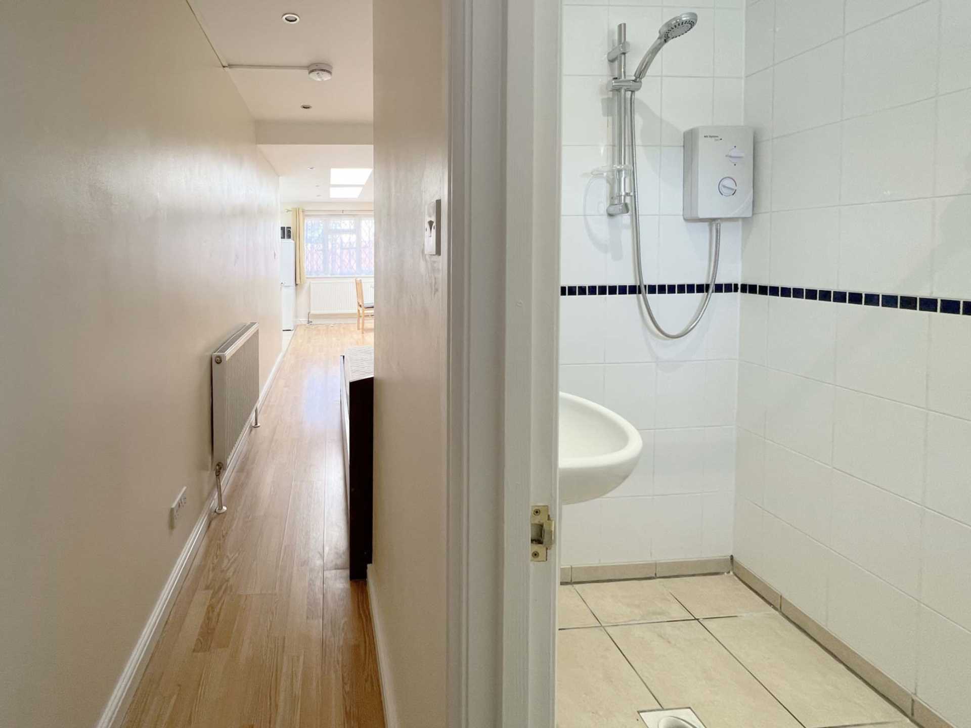 Malden Way, New Malden, Image 24