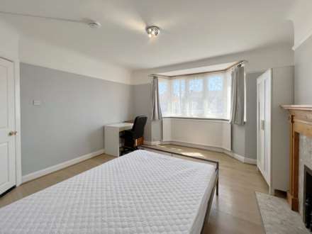 Malden Way, New Malden, Image 23