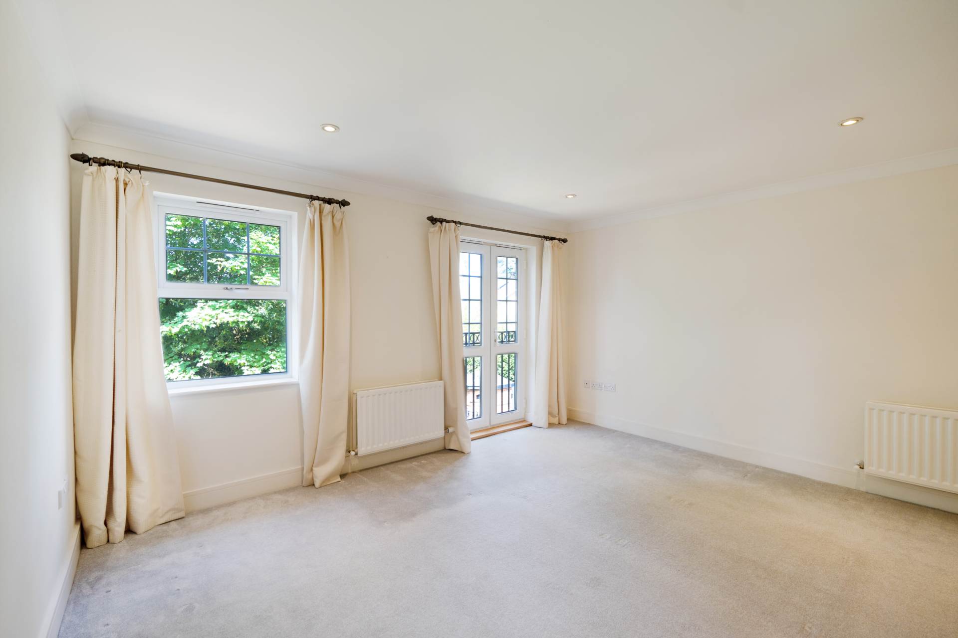 Sterling Place, Weybridge, Image 10