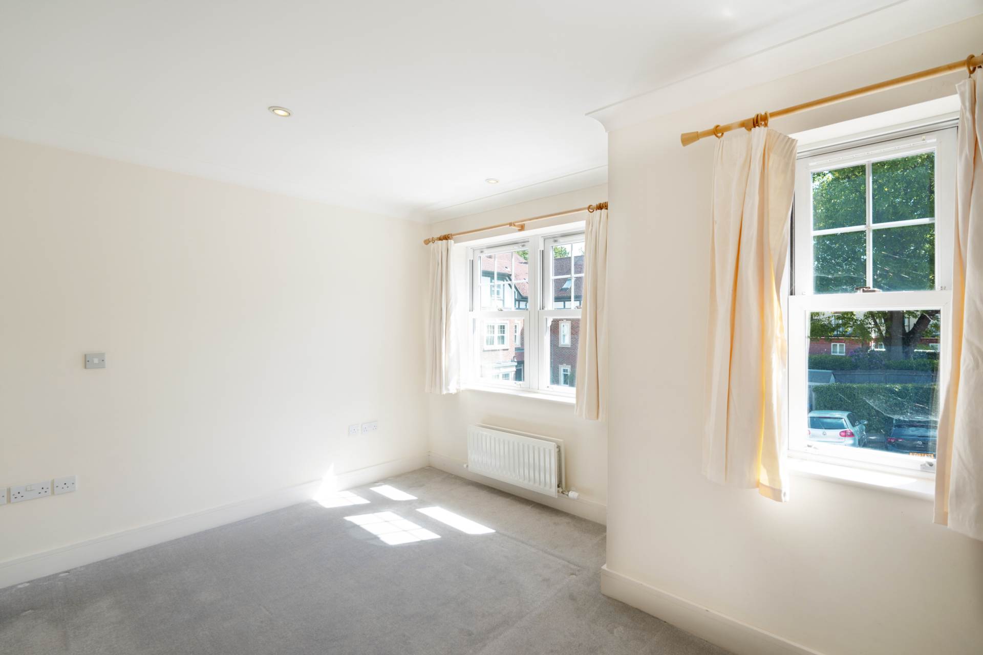 Sterling Place, Weybridge, Image 6