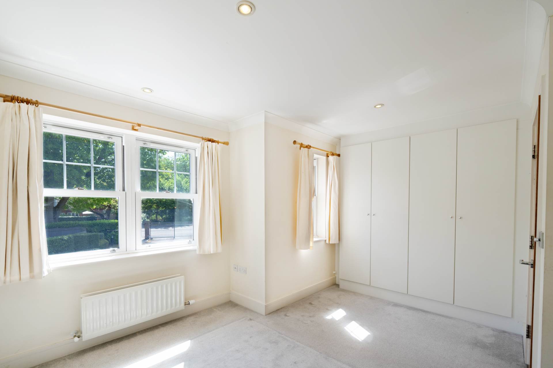 Sterling Place, Weybridge, Image 7